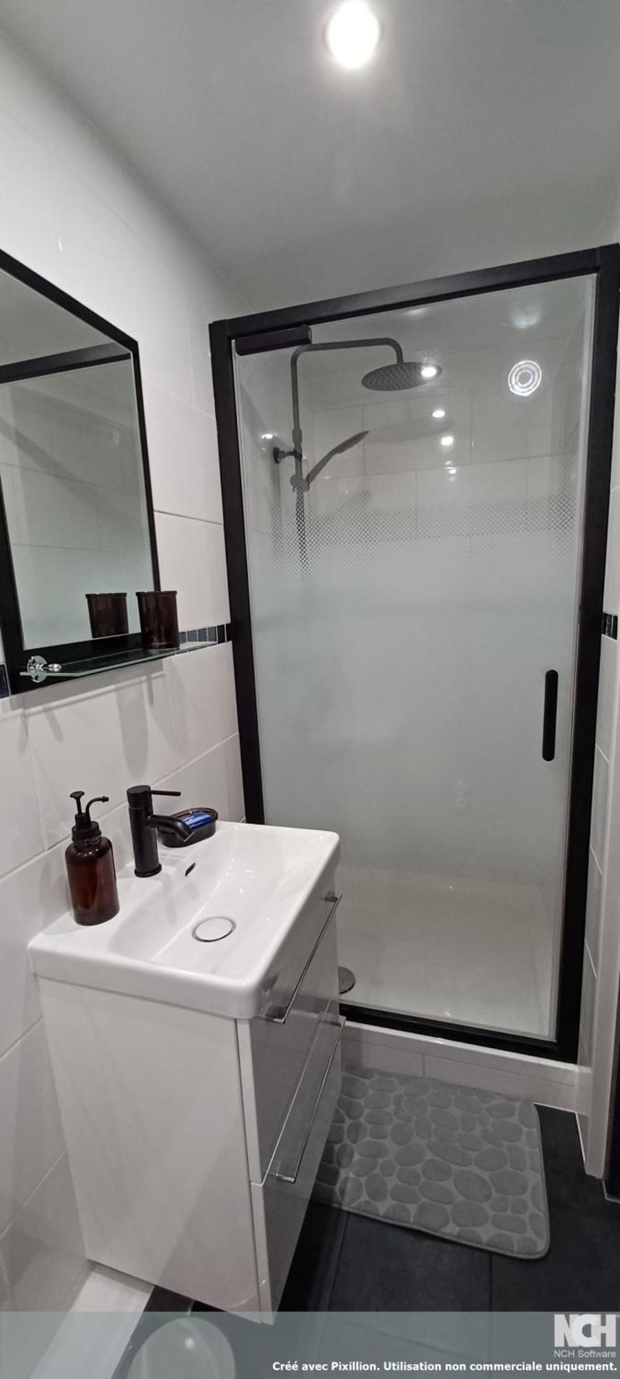 Le Studio Aubervilliers Luaran gambar